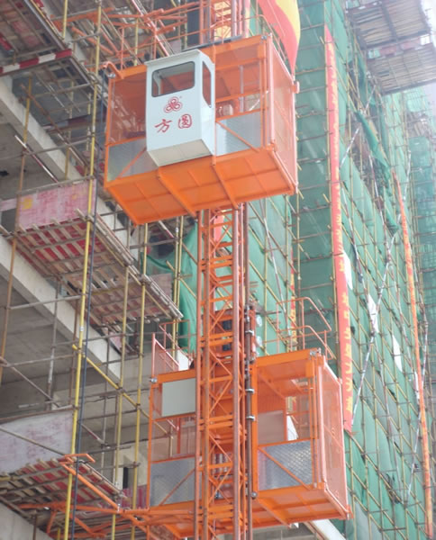 施工升降机